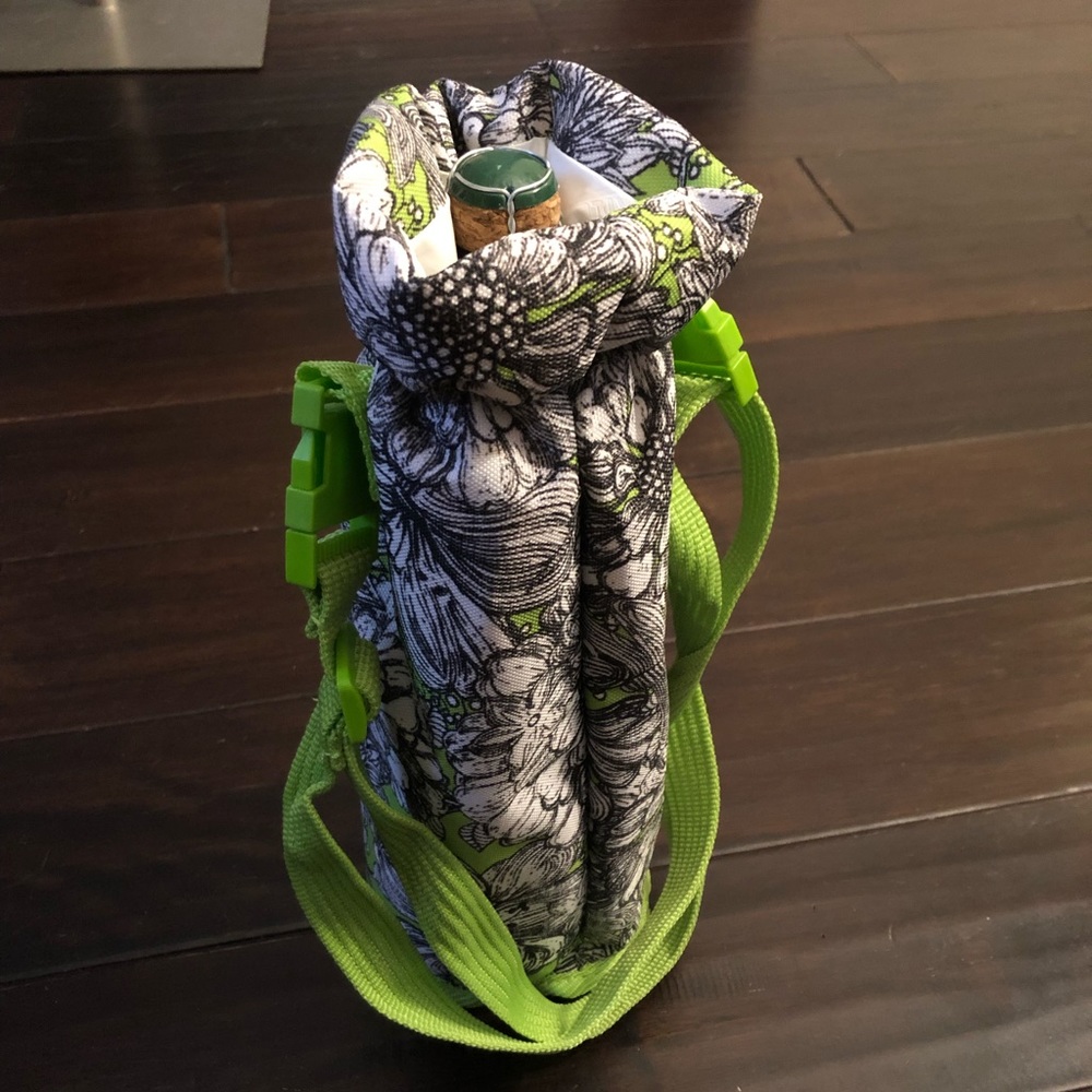 NWOT- Buckhead Betties Wine Chiller